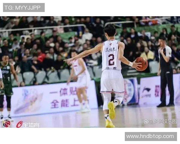 深圳篮球队以62分领跑钻石联赛积分榜展现强劲实力 深圳篮球队以62分领跑钻石联赛积分榜展现强劲实力